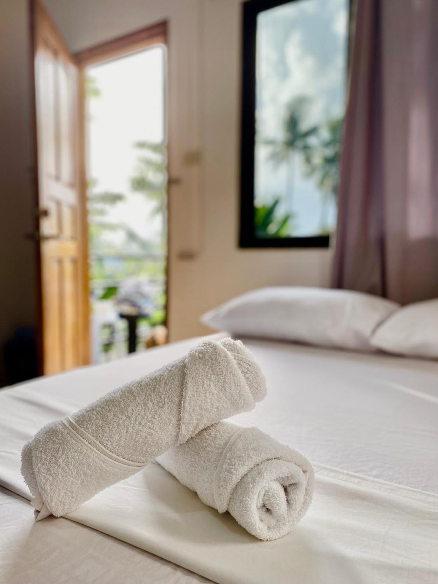 Reddot Guest House General Luna  Εξωτερικό φωτογραφία