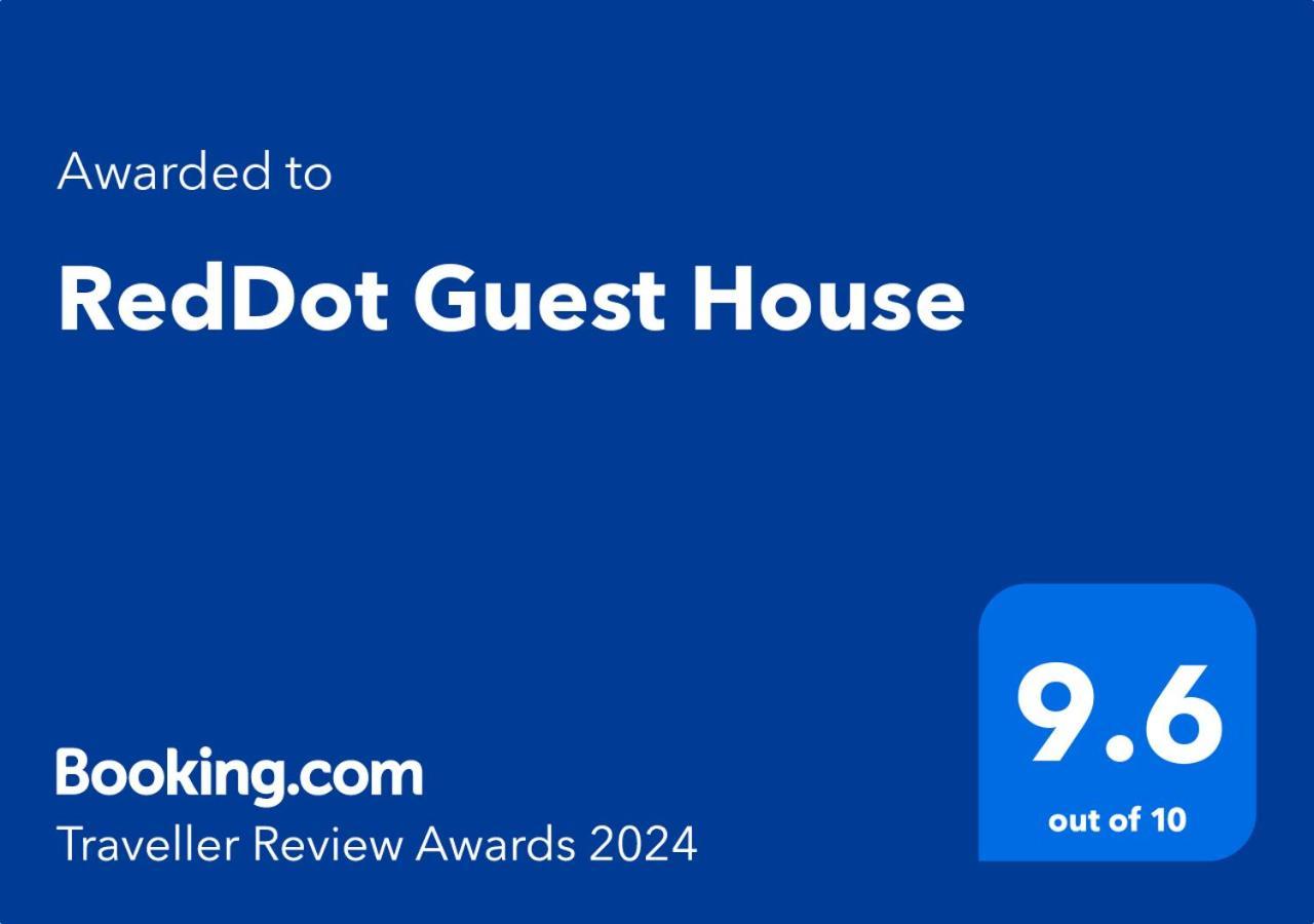 Reddot Guest House General Luna  Εξωτερικό φωτογραφία